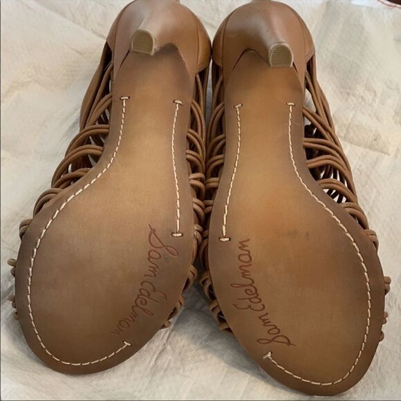 SAM EDELMAN LEATHER TAUPE STRAPPY SANDALS.… - Picture 7 of 8